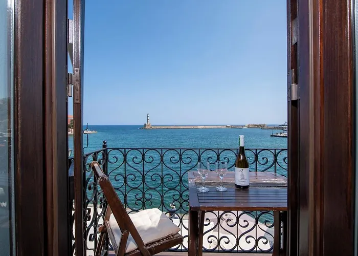 Отель Mosaic Venetian Harbour