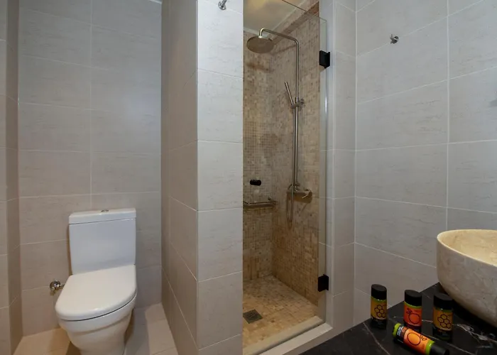 Mosaic Venetian Harbour Отель *