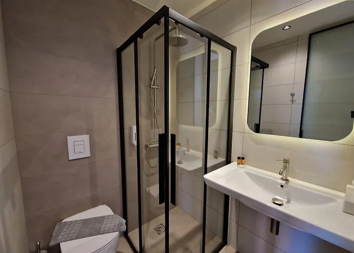 Mosaic Venetian Harbour * Ханья