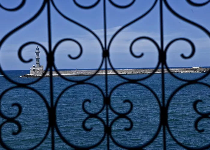 Отель Mosaic Venetian Harbour Ханья