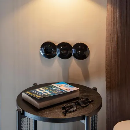 Mosaic Venetian Harbour Hotel *