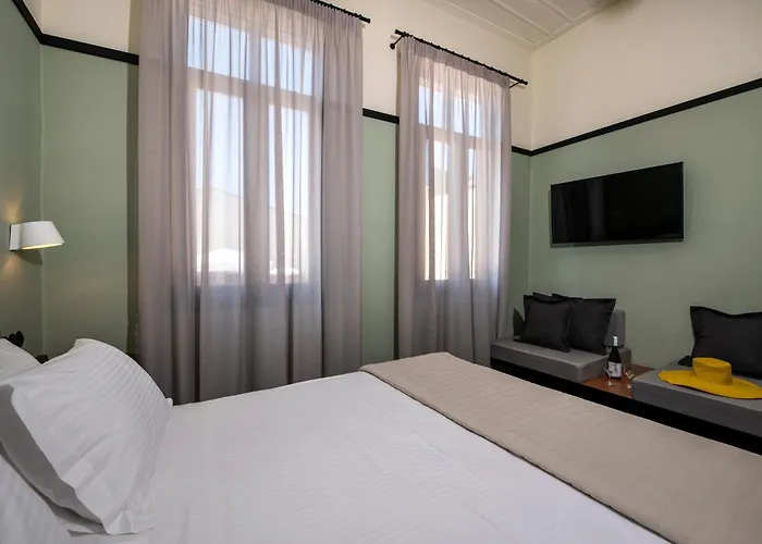 Otel Mosaic Venetian Harbour *