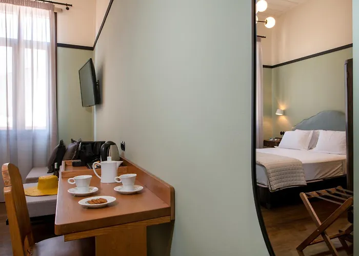 Mosaic Venetian Harbour Otel *