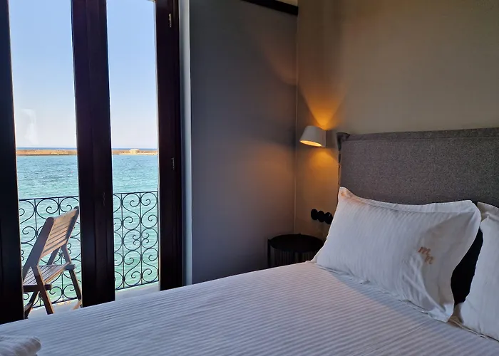 Mosaic Venetian Harbour * Hanya